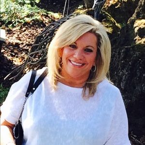 Meet your Posher, Cindy